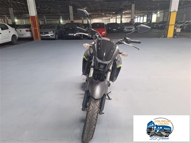 YAMAHA FZ25 FAZER 2024