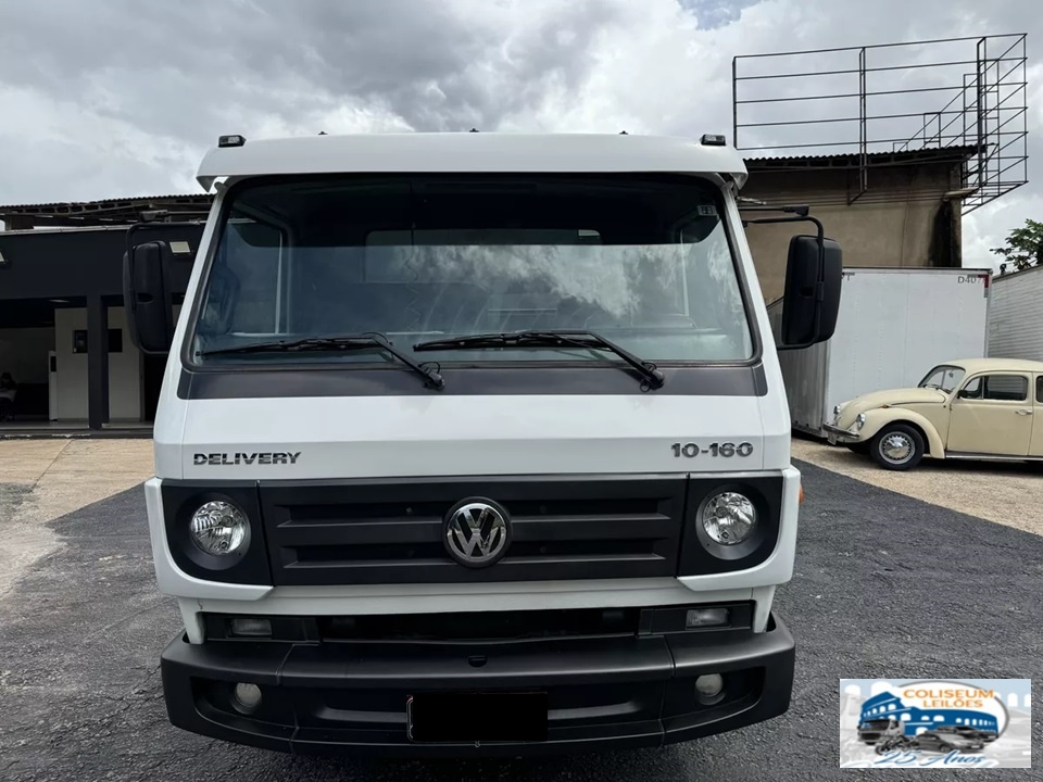 Volkswagen 10 160 2015