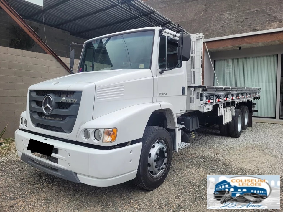 Mercedes Benz Atron 2324 2014